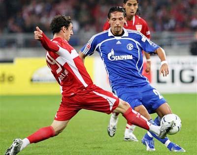 加盟湖人初 加盟湖人初