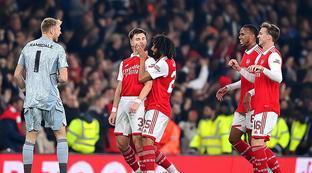 社交媒体上 社交媒体上